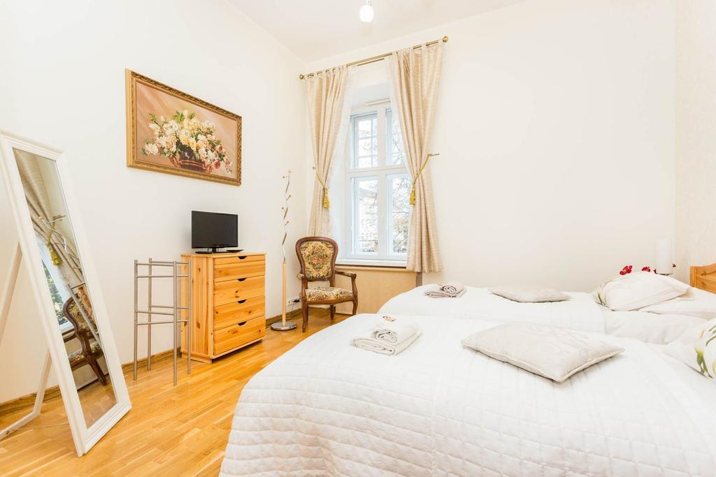 Orchid Apartment Old Town Tallinn Exteriör bild